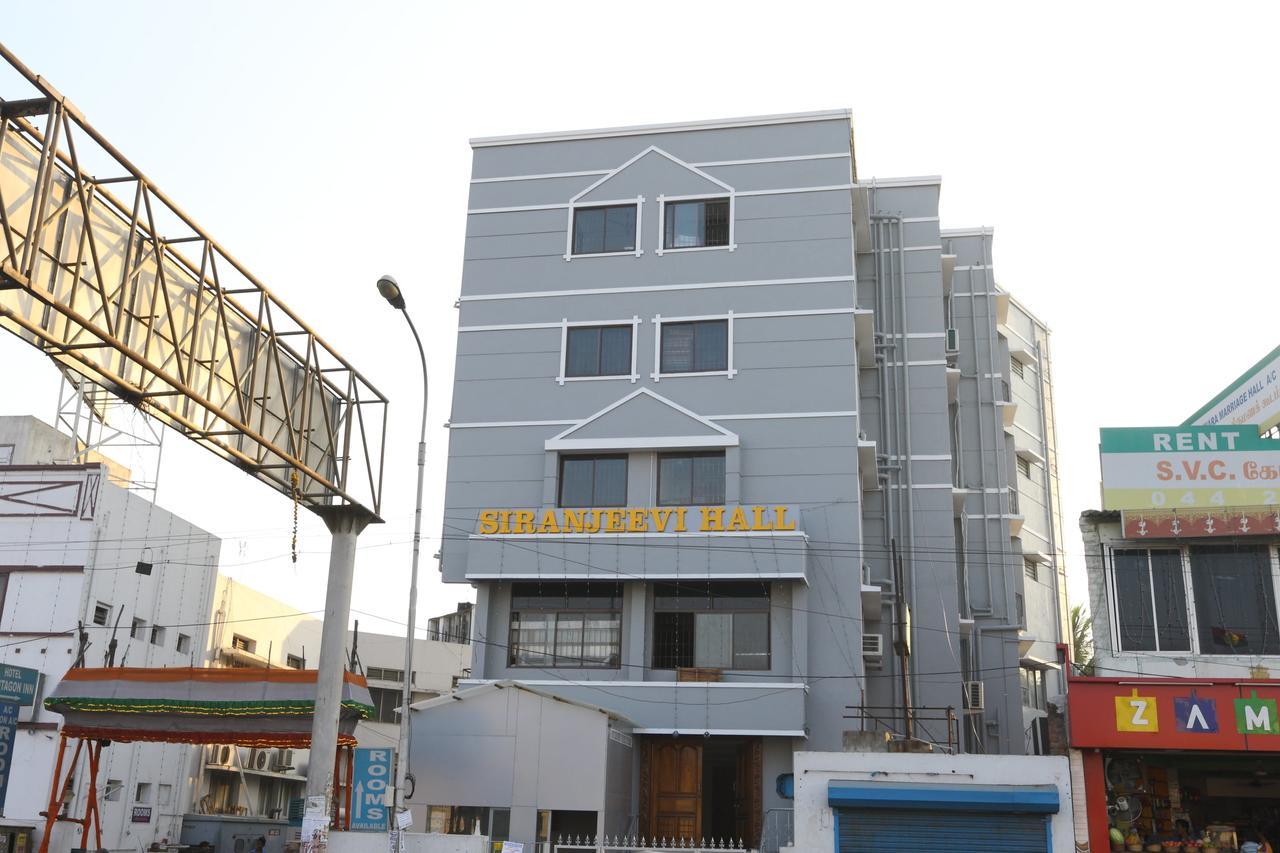 Oyo 11433 Kishore Inn Csennai Kültér fotó