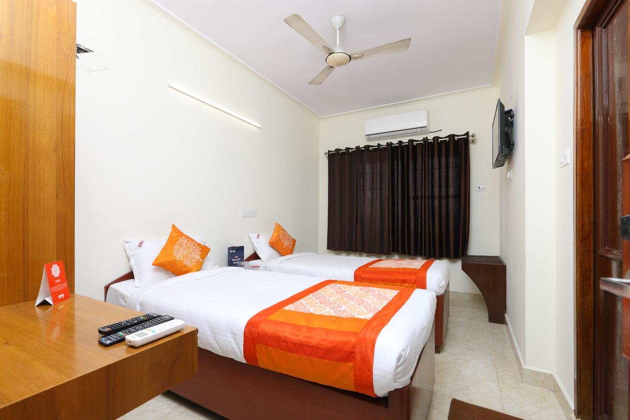 Oyo 11433 Kishore Inn Csennai Kültér fotó