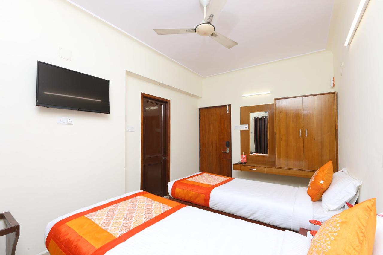 Oyo 11433 Kishore Inn Csennai Kültér fotó
